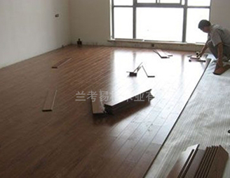 蘭考安裝地板施工現(xiàn)場